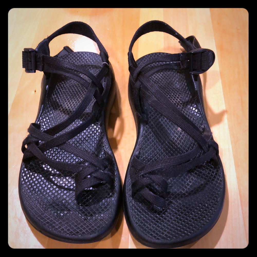 Size 9 black chacos